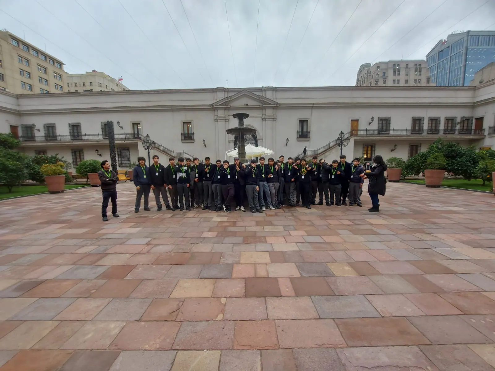 Salida Pedagógica a La Moneda — 1° Medio B — foto 5