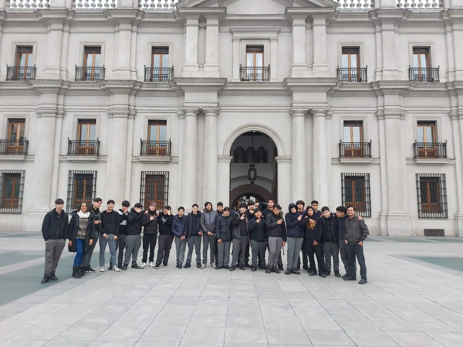 Salida Pedagógica a La Moneda — 1° Medio B — foto 15