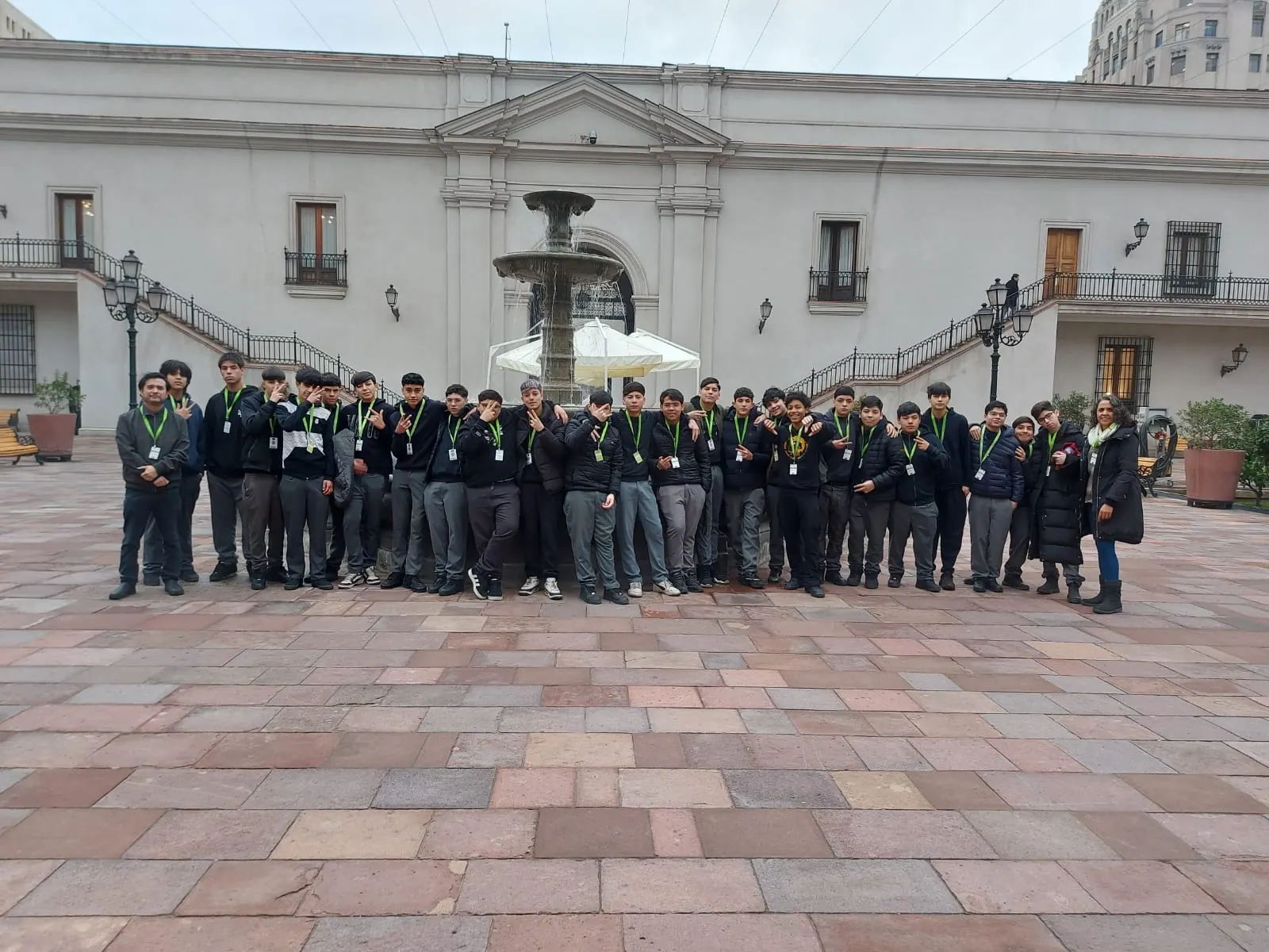 Salida Pedagógica a La Moneda — 1° Medio B — foto 41